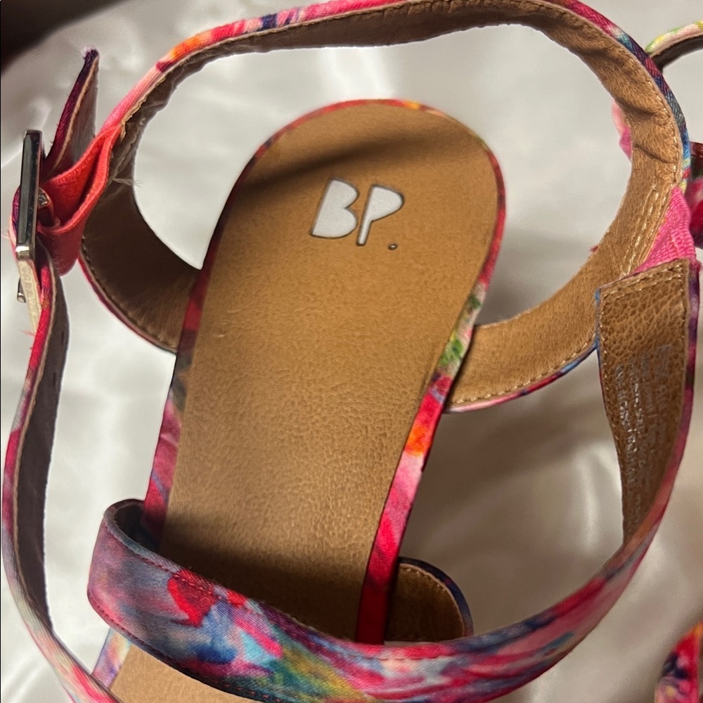 BP Women's Vibrant Strappy Sandals - Picture 2 of 4